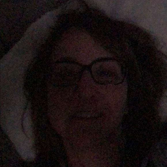 Meet your Posher, Staci - Picture 1 of 1